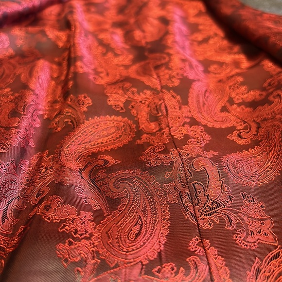 Geoffrey Beene Men’s Three-Piece Suit - Picture 5 of 5